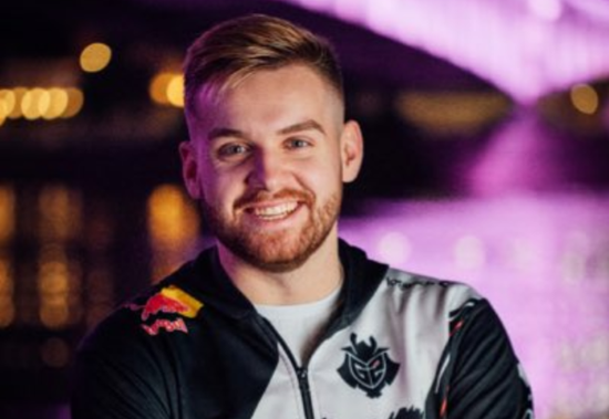 为什么说德州扑克是人类性格的放大镜（在牌桌上看人性：德州扑克揭示的性格真相）